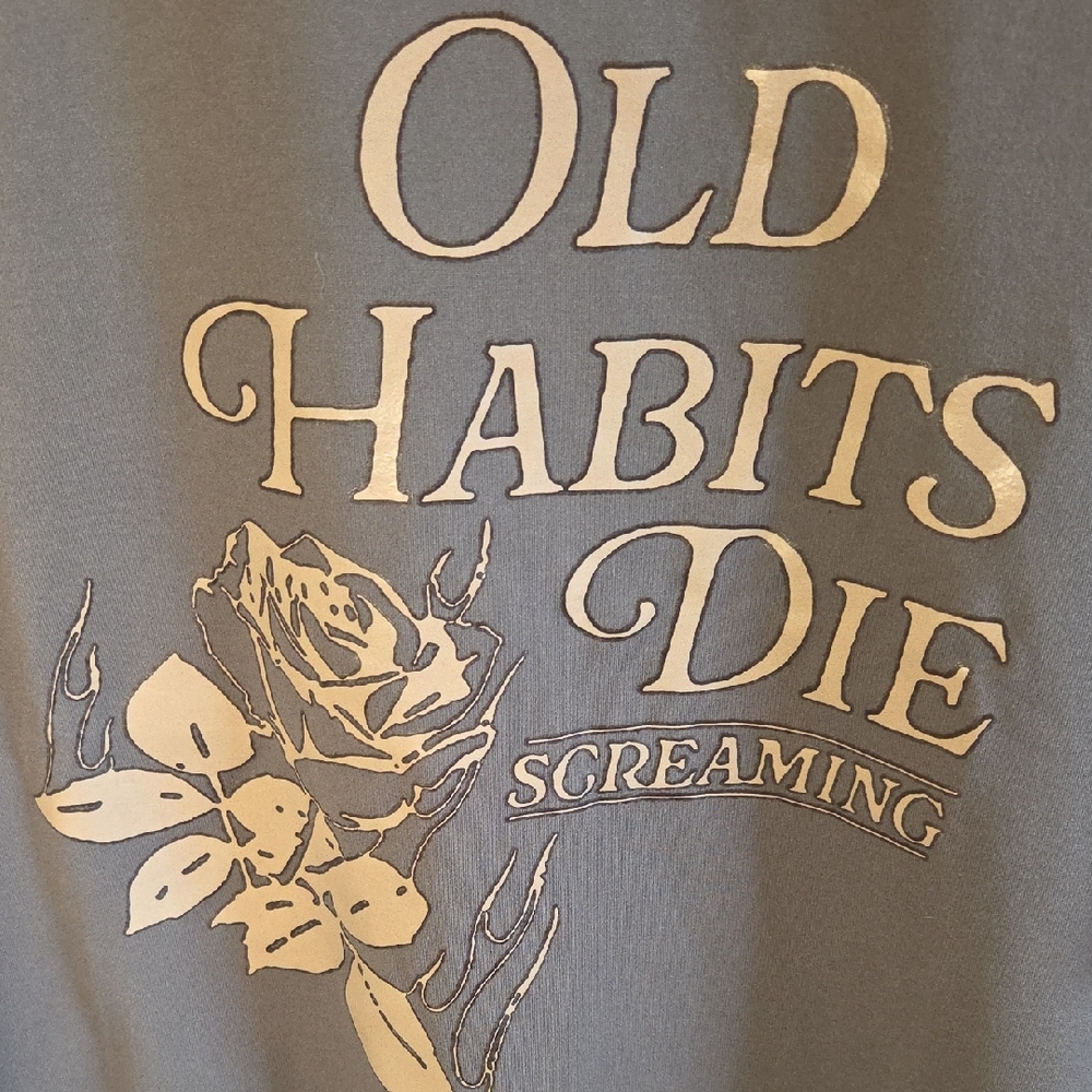 Old Habits D!e Screaming Gray Rose Short Sleeve Tshirt - Picture 5 of 6